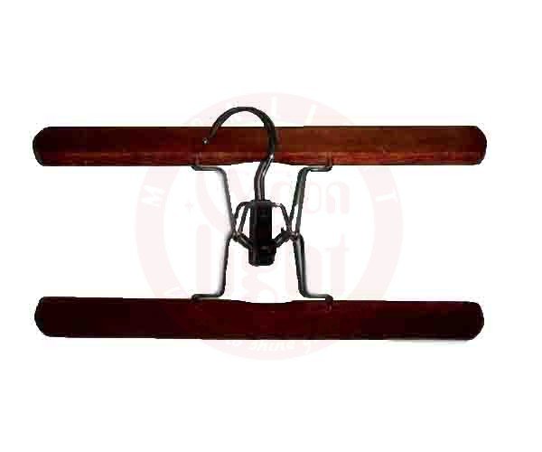 Wooden Hanger  30381