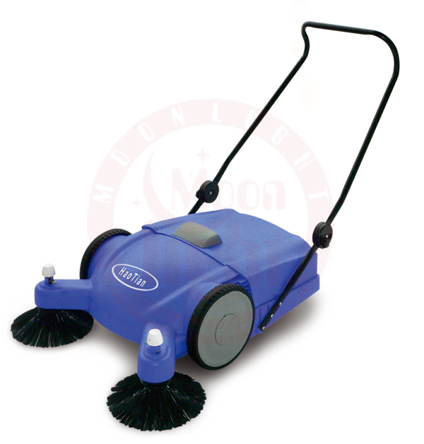 Manual Sweeper With Long Adjustable Handle  79018